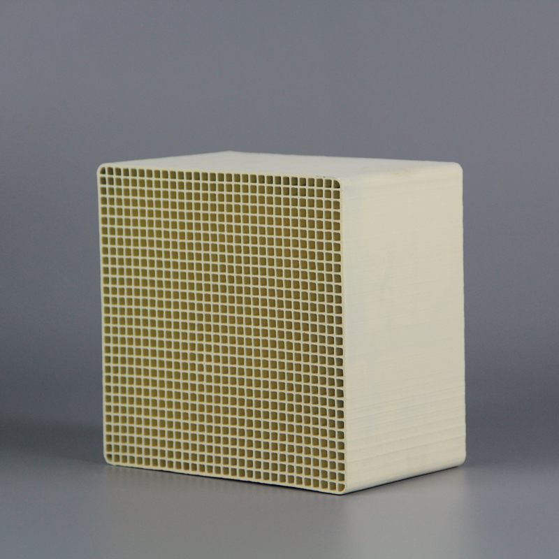 脫硝催化劑的廠家應該怎么樣來選擇比較放心 脫硝催化劑的廠家應該怎么樣來選擇比較放心